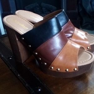 Olivia Miller leather clogs